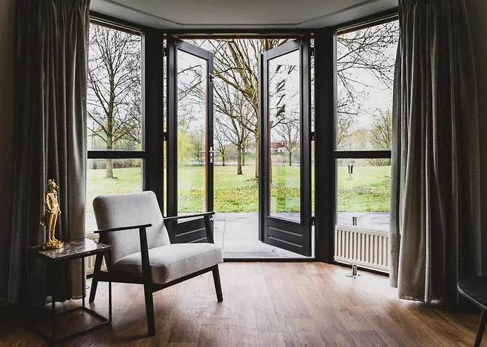 Luxe Vakantiehuisje - Sauna - Natuur - Strand